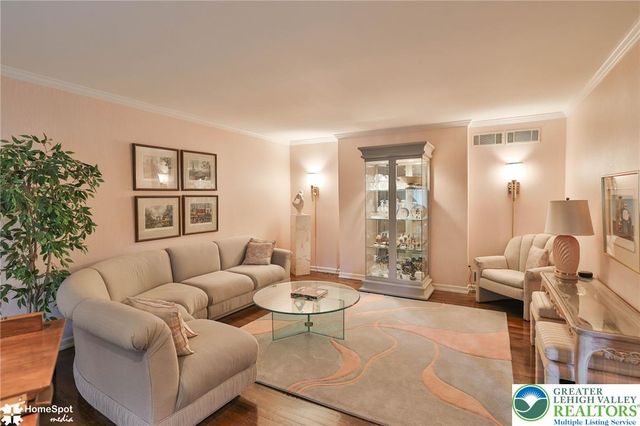 926 North Arch Street, Allentown City, PA 18104