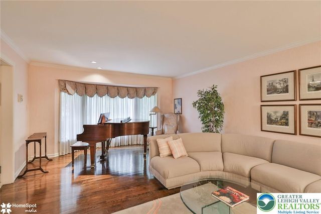 926 North Arch Street, Allentown City, PA 18104