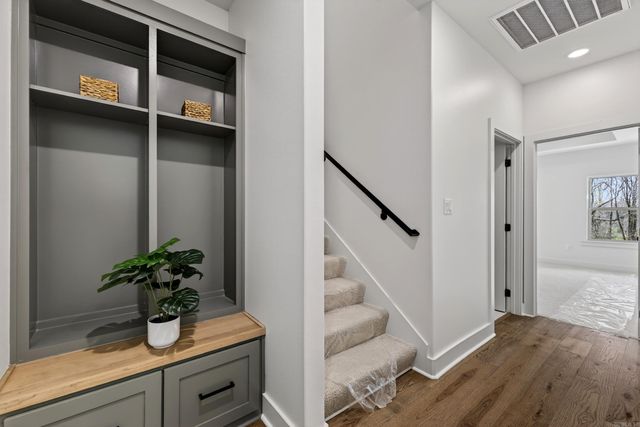 60 Lucia Lane, Maumelle, AR 72113