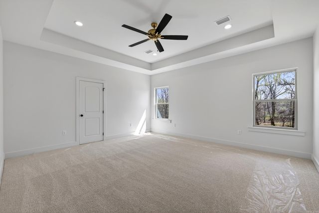 60 Lucia Lane, Maumelle, AR 72113