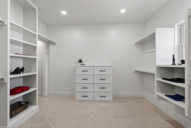 60 Lucia Lane, Maumelle, AR 72113