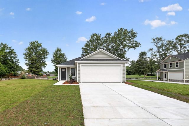 501 Shallow Valley Dr, Loris, SC 29569