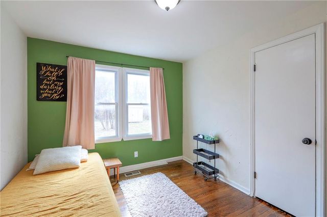 5205 Longview Road, Kansas City, MO 64137