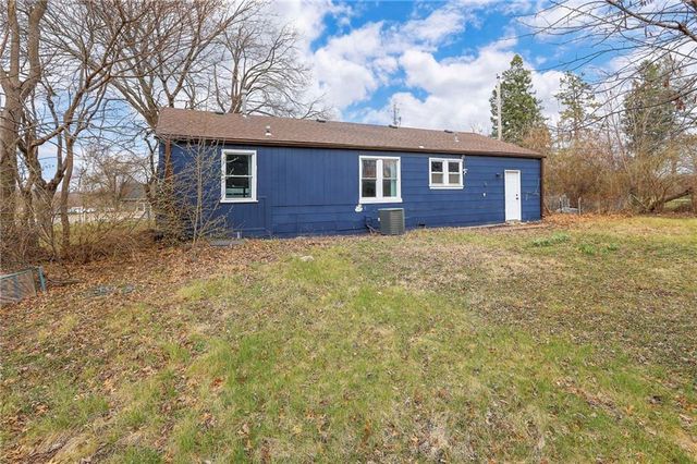 5205 Longview Road, Kansas City, MO 64137