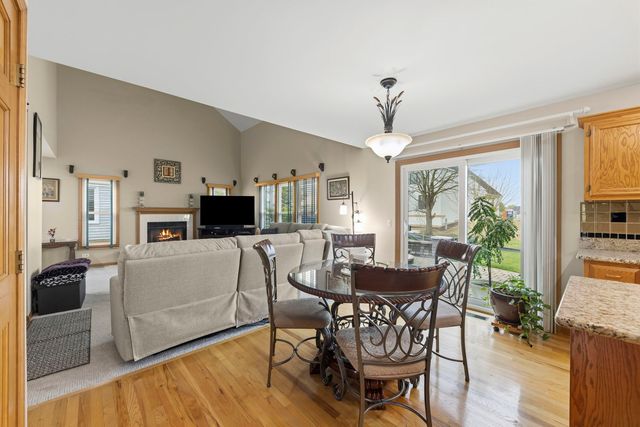 4108 Schillinger Drive, Naperville, IL 60564