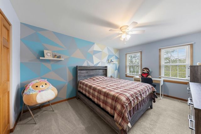 4108 Schillinger Drive, Naperville, IL 60564