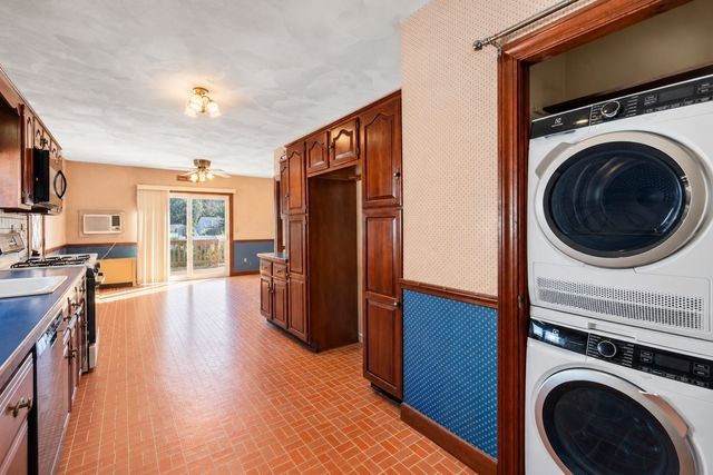 148 Wilson Ave, Quincy, MA 02170
