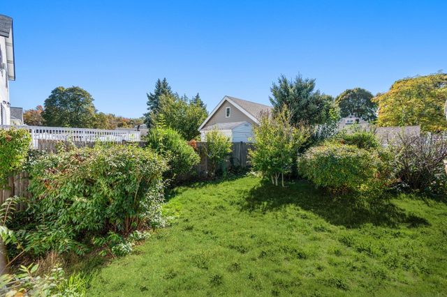 148 Wilson Ave, Quincy, MA 02170