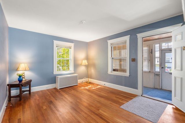 148 Wilson Ave, Quincy, MA 02170