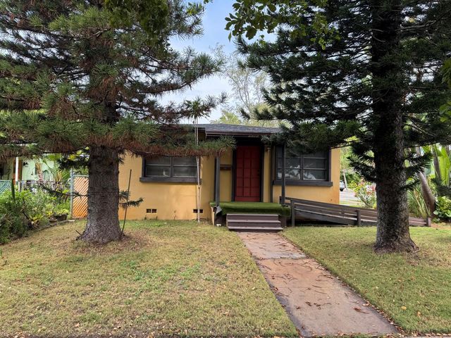 2919 Poinsettia Avenue, West Palm Beach, FL 33407