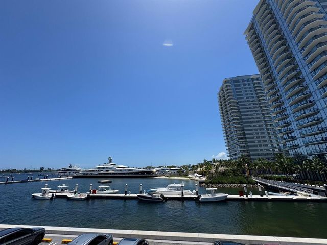 2919 Poinsettia Avenue, West Palm Beach, FL 33407