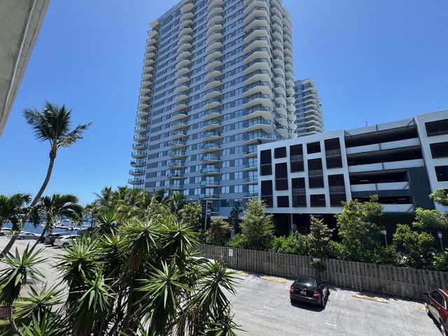 2919 Poinsettia Avenue, West Palm Beach, FL 33407