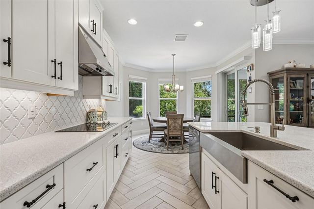 9085 SPRUCE CREEK CIRCLE, Riverview, FL 33578