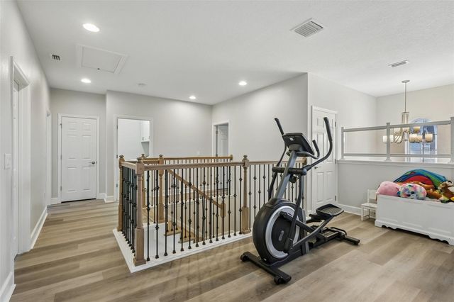 9085 SPRUCE CREEK CIRCLE, Riverview, FL 33578