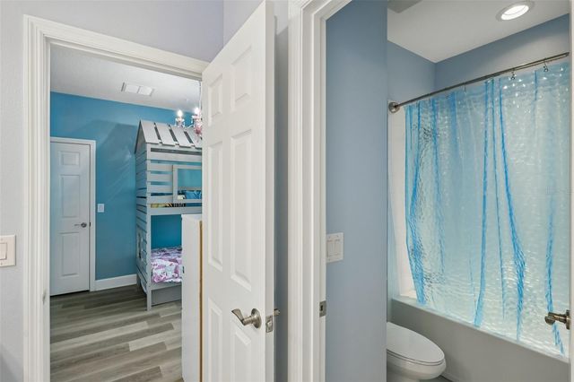 9085 SPRUCE CREEK CIRCLE, Riverview, FL 33578