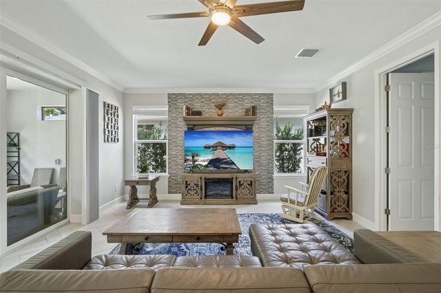 9085 SPRUCE CREEK CIRCLE, Riverview, FL 33578