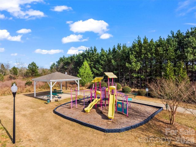 2617 Kinmere Drive, Gastonia, NC 28056