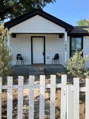 1423 Toronto Street, Dallas, TX 75212
