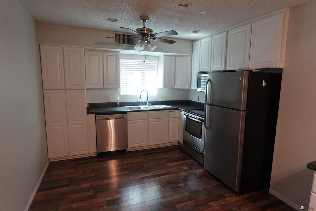 2240 S Elks Ln, Yuma, AZ 85364