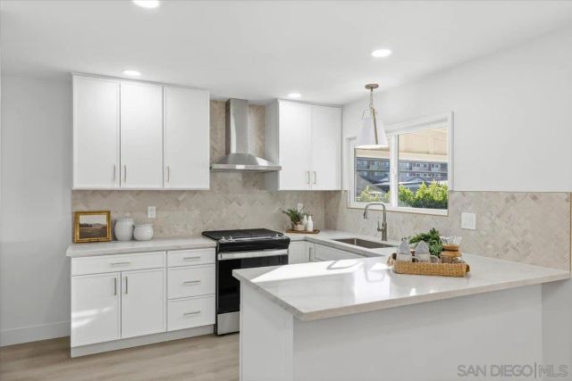 4970 Mable Way, San Diego, CA 92117