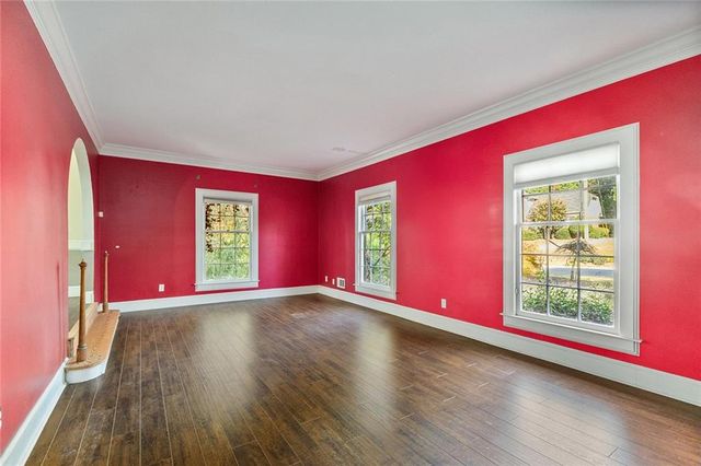 1318 Mile Post Drive, Dunwoody, GA 30338