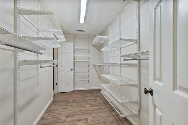 1318 Mile Post Drive, Dunwoody, GA 30338