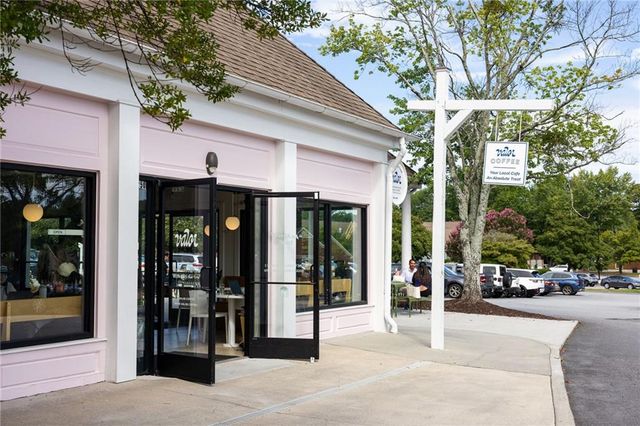 1318 Mile Post Drive, Dunwoody, GA 30338