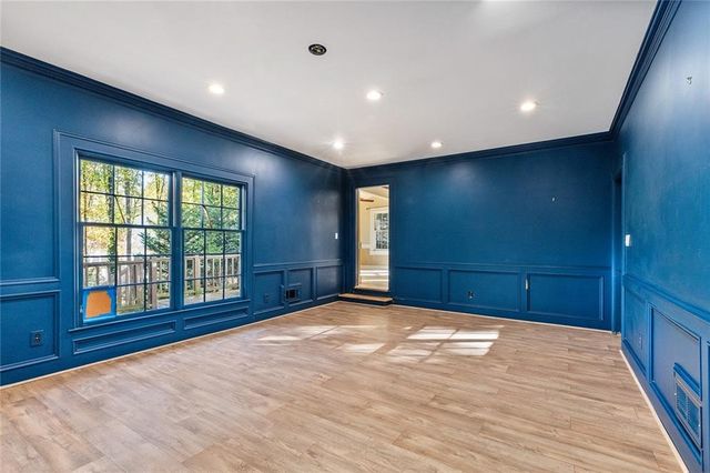 1318 Mile Post Drive, Dunwoody, GA 30338