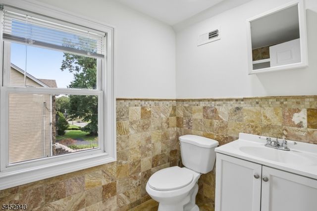 14 Intervale Rd, Parsippany-troy Hills Twp., NJ 07005