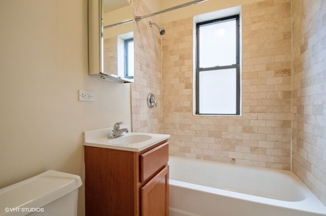 3511 N Racine Avenue 1E, Chicago, IL 60657