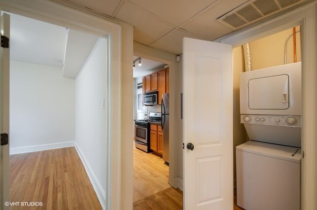 3511 N Racine Avenue 1E, Chicago, IL 60657