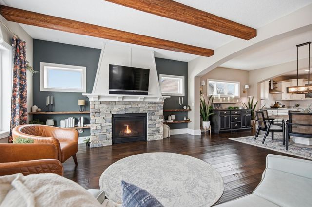 1120 Francesca Court, Chaska, MN 55318