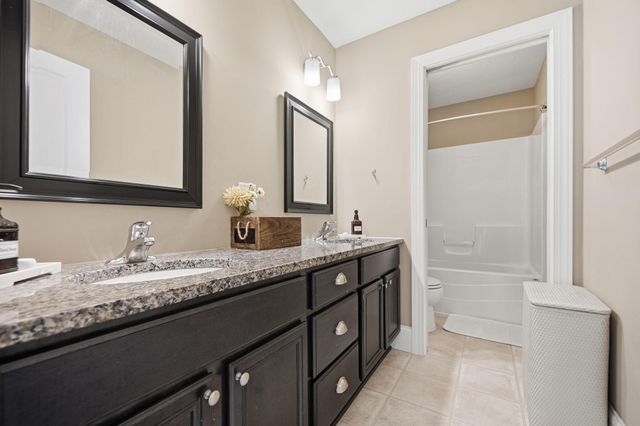 1120 Francesca Court, Chaska, MN 55318