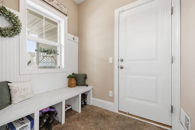 1120 Francesca Court, Chaska, MN 55318