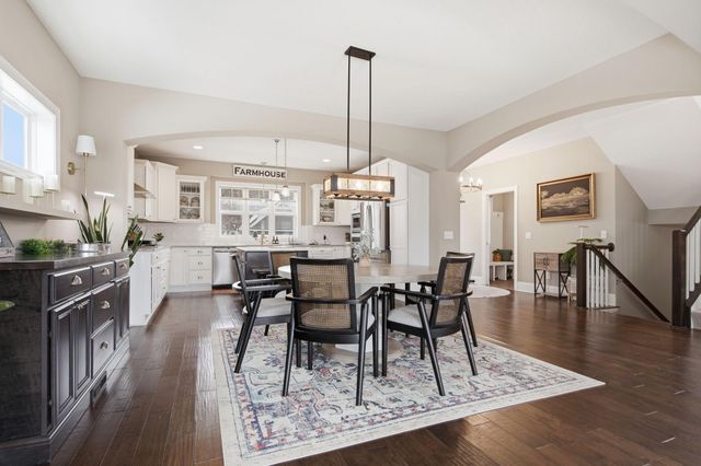 1120 Francesca Court, Chaska, MN 55318