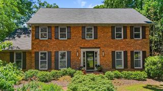 3037 Lake Forest Drive, Greensboro, NC 27408