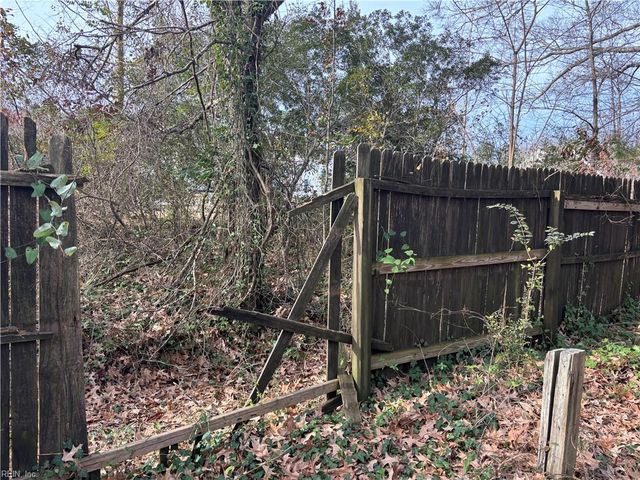 4365 Driver LN, Suffolk, VA 23435