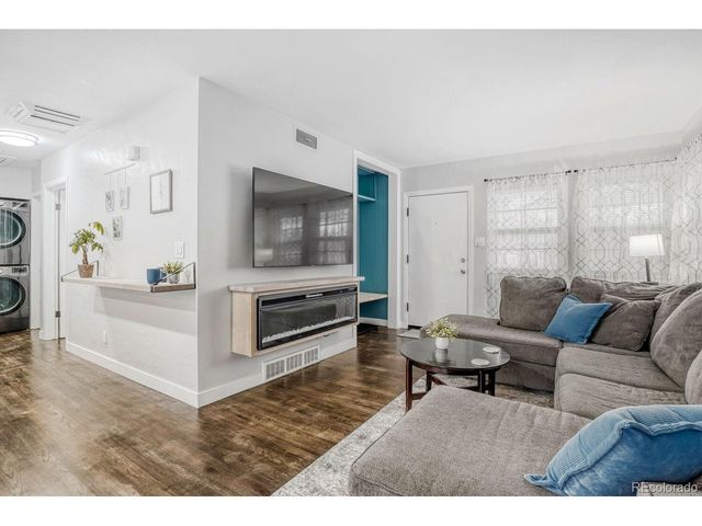 1634 S Newton St, Denver, CO 80219