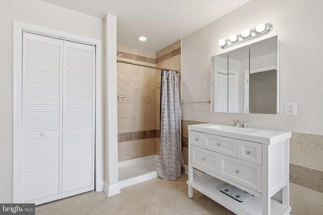 446 E 22ND ST, Baltimore, MD 21218