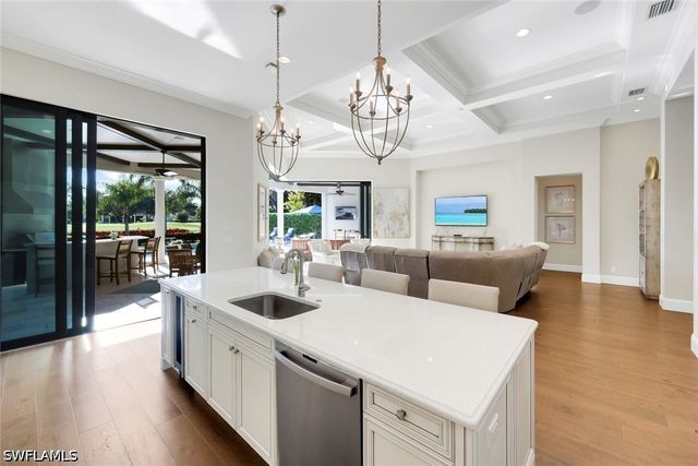 28864 Blaisdell DR, Naples, FL 34119