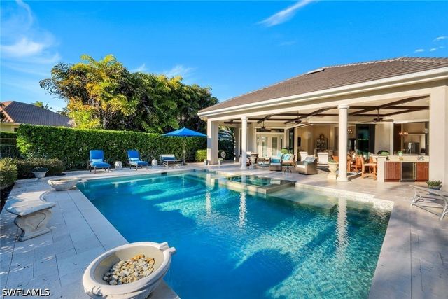 28864 Blaisdell DR, Naples, FL 34119