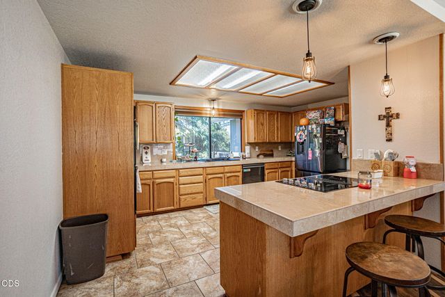 5247 Dobrot Way, Central Point, OR 97502