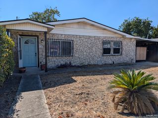 26 Vickers, San Antonio, TX 78211