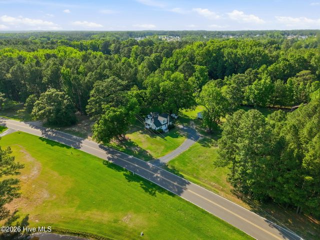 2704 Farm Life School Road, Carthage, NC 28327