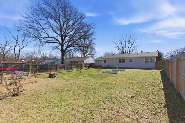 733 W Kerr Street, Springfield, MO 65803