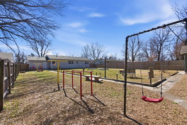 733 W Kerr Street, Springfield, MO 65803