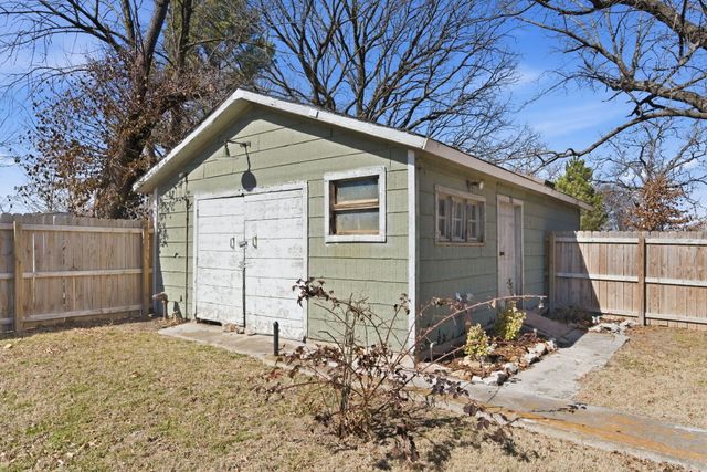 733 W Kerr Street, Springfield, MO 65803