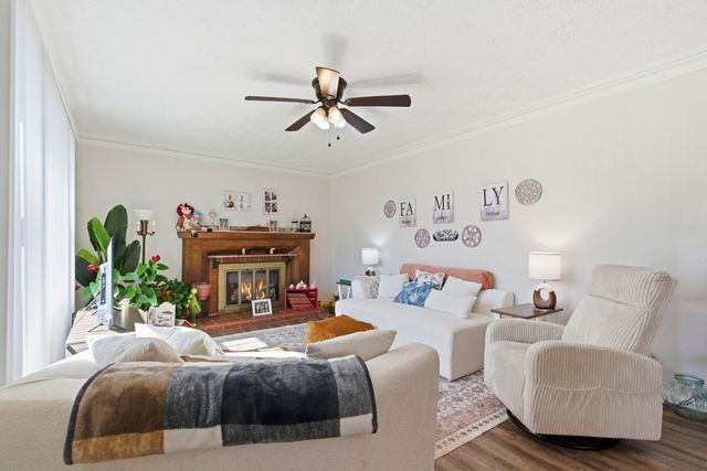 733 W Kerr Street, Springfield, MO 65803