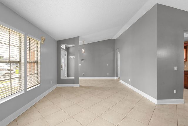 3087 SE Galt Circle, Port St. Lucie, Port St Lucie, FL 34984