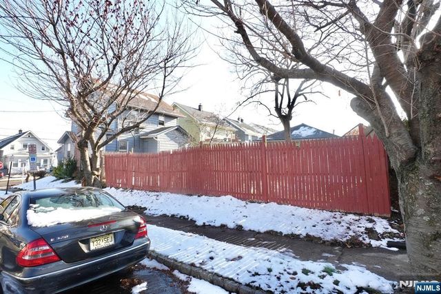 425 Dewitt Avenue, Belleville, NJ 07109